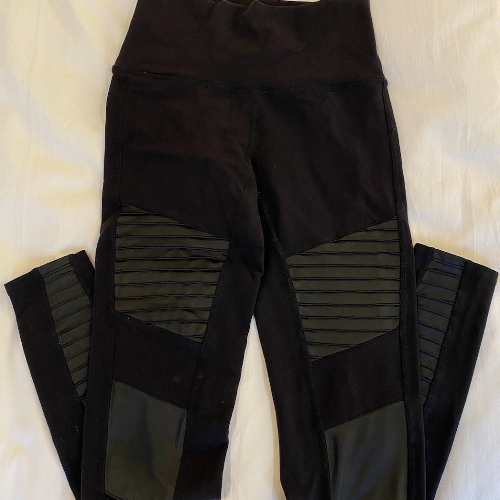 Black Mesh Leggings from ALO Yoga Size S